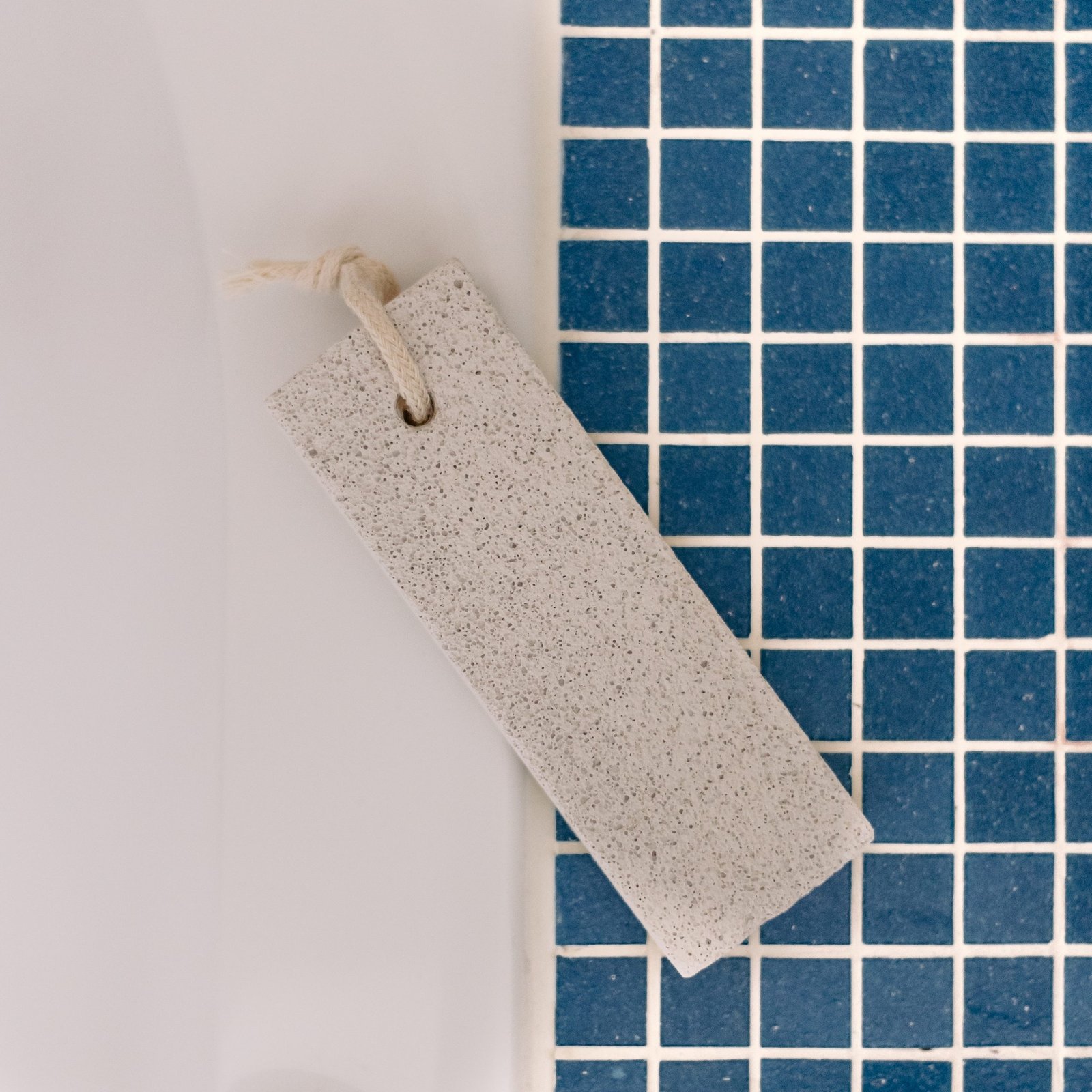 Croll & Denecke hohkakivi narulla